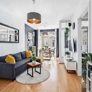 Apartment Stilvolle, Gemütliche Mitten Im Zentrum, Leipzig